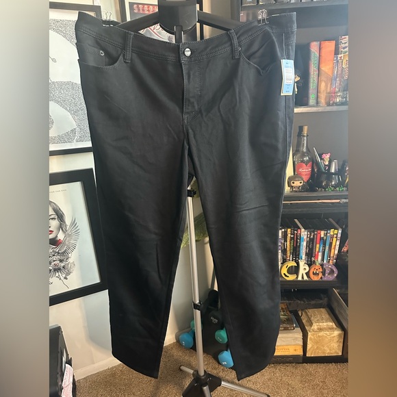 Torrid Source of Wisdom Skinny Jeans - Picture 4 of 11